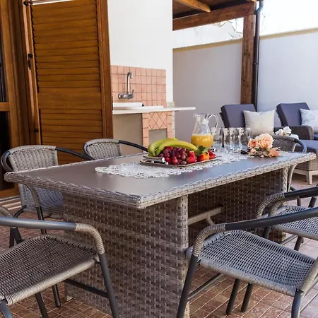 Apartment Villa Geraldina Torre Suda