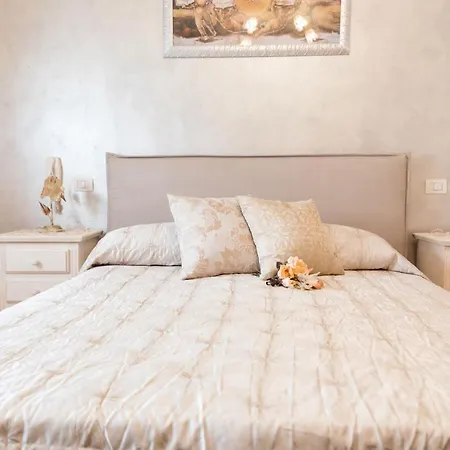 Villa Geraldina Apartment Torre Suda